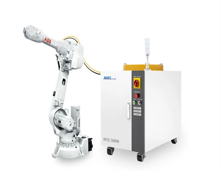 Aparat robotizat de sudura cu laser