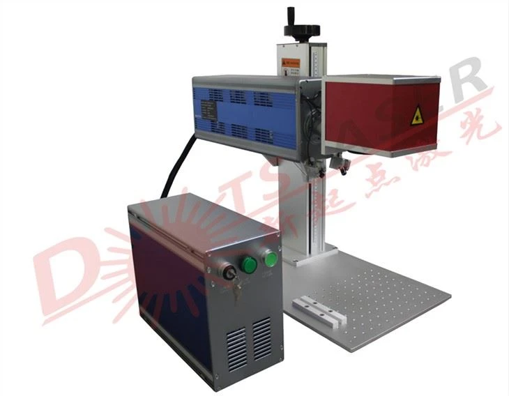 Mașină de gravat cu laser cu materiale cu plăci în două culori